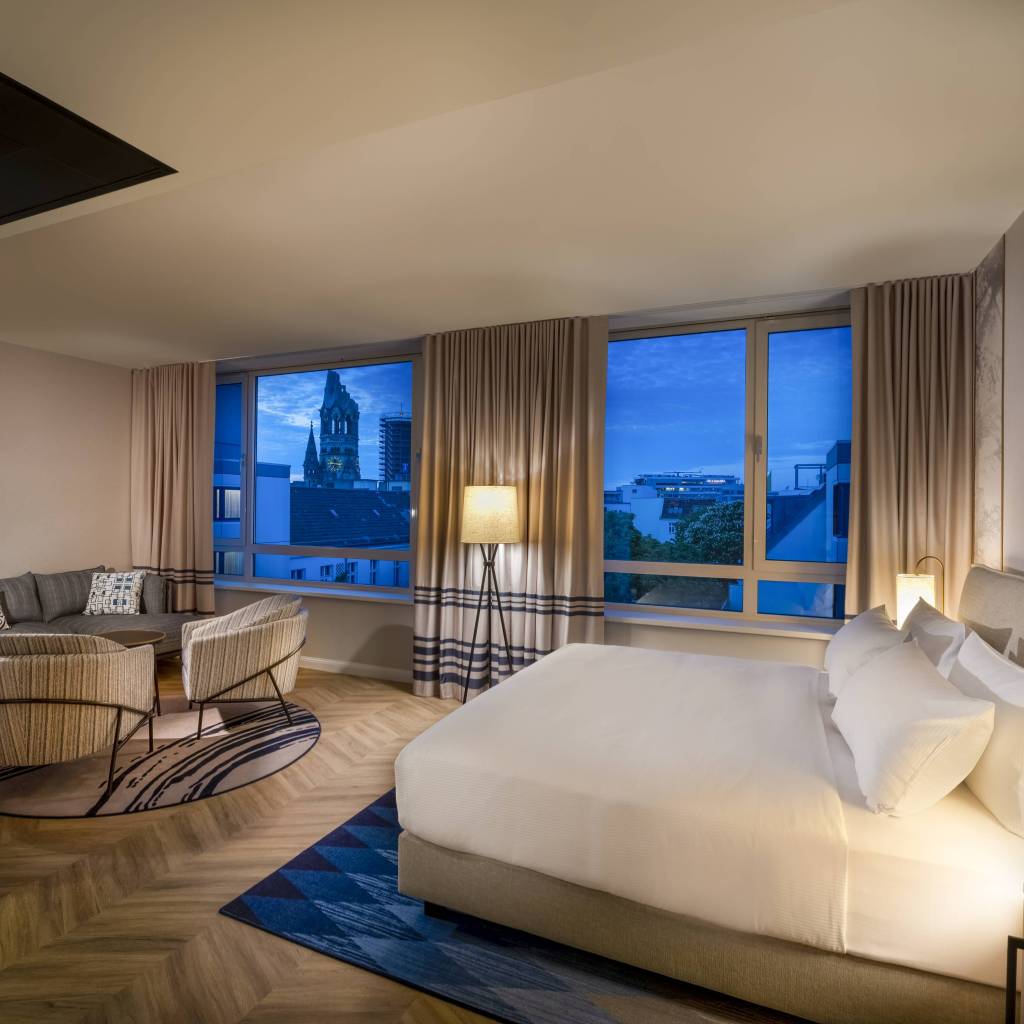 DoubleTree by Hilton Hotel Berlin Kudamm 5 Junior Suite DoubleTree by Hilton Berlin Kudamm